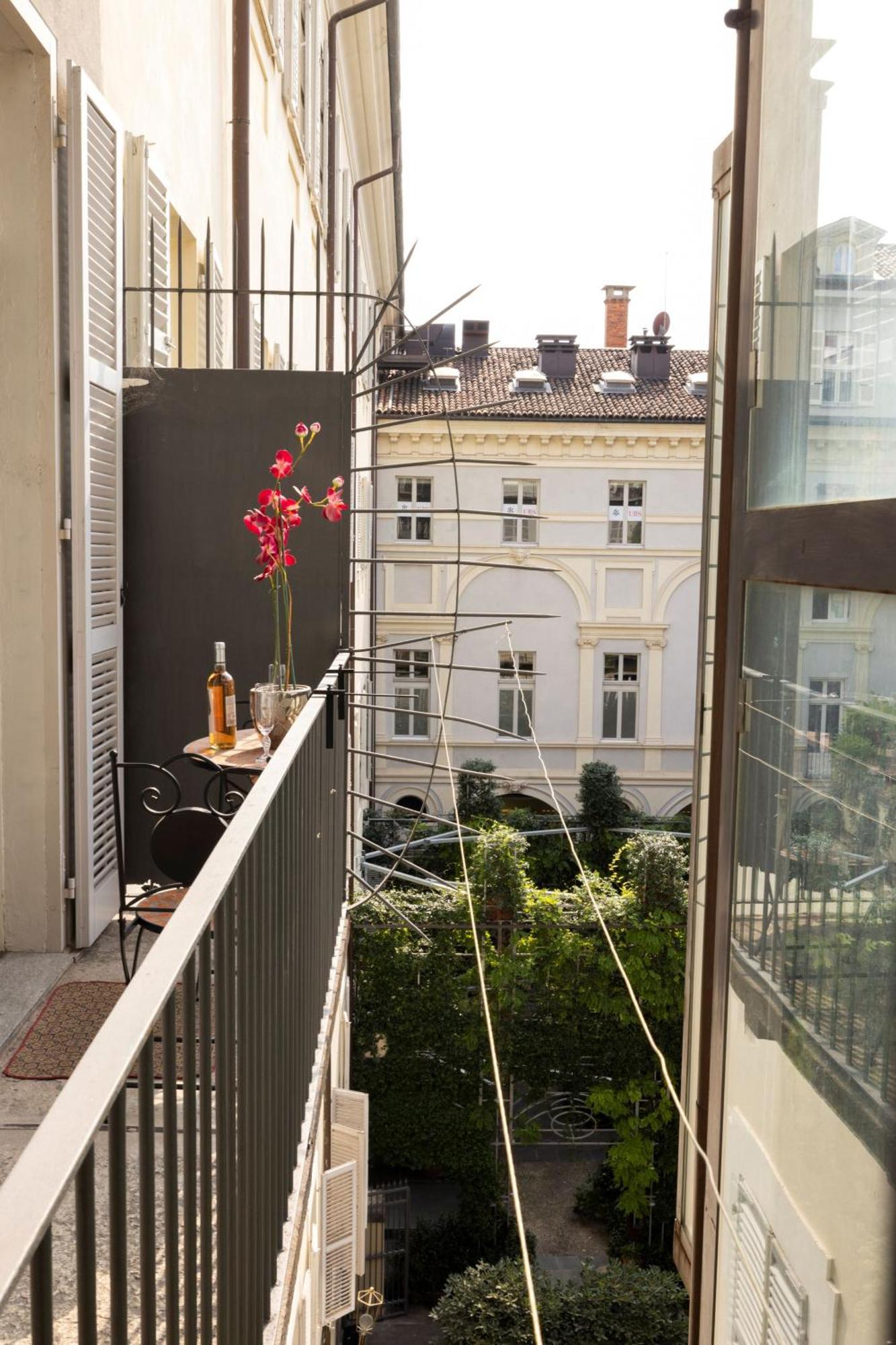 Ynh Bilo Sancarlo Museo Egizio Piazza San Carlo Apartment Turin Exterior photo